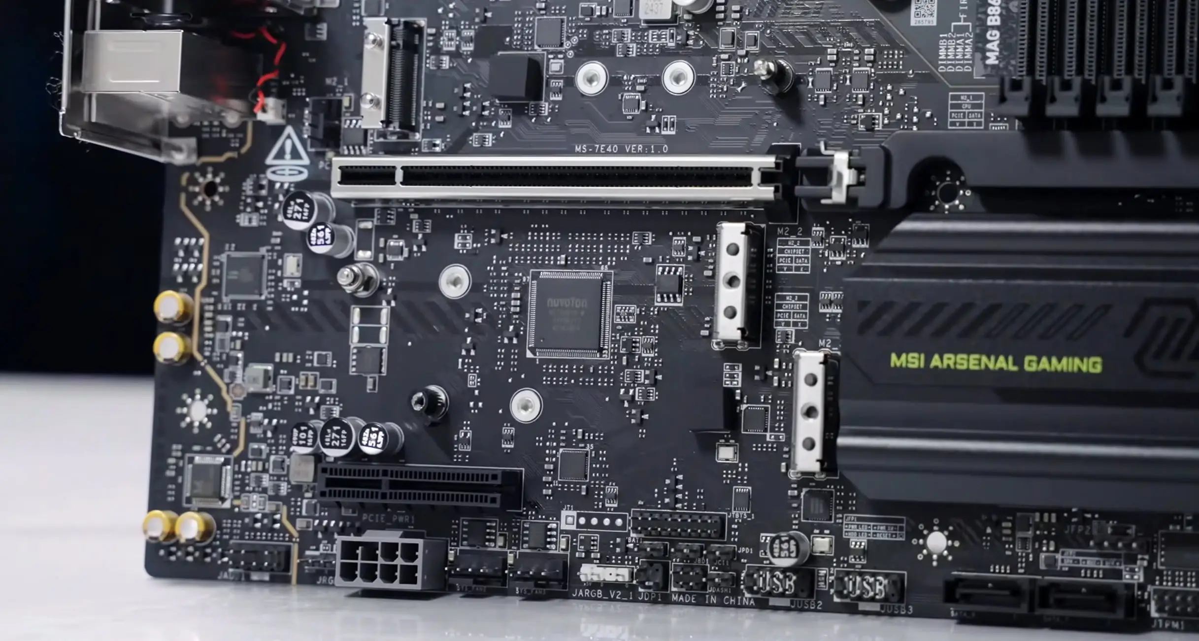 原創誰還買上代i5？Ultra5千元神U實測碾壓，搭迫擊炮主機板裝機黨狂喜