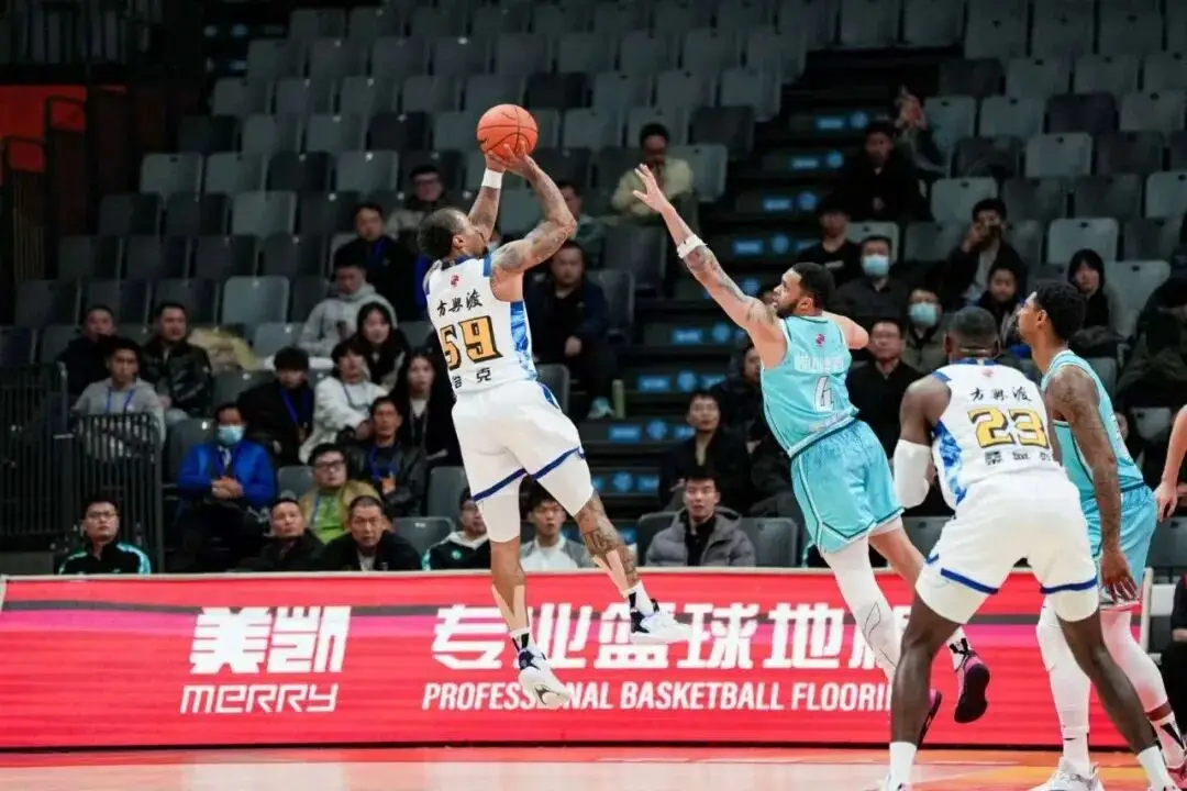 運動木地板技術創新路徑：美凱如何重塑體育場館建設標準