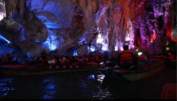 黃果樹旅遊區：文旅煥新彩